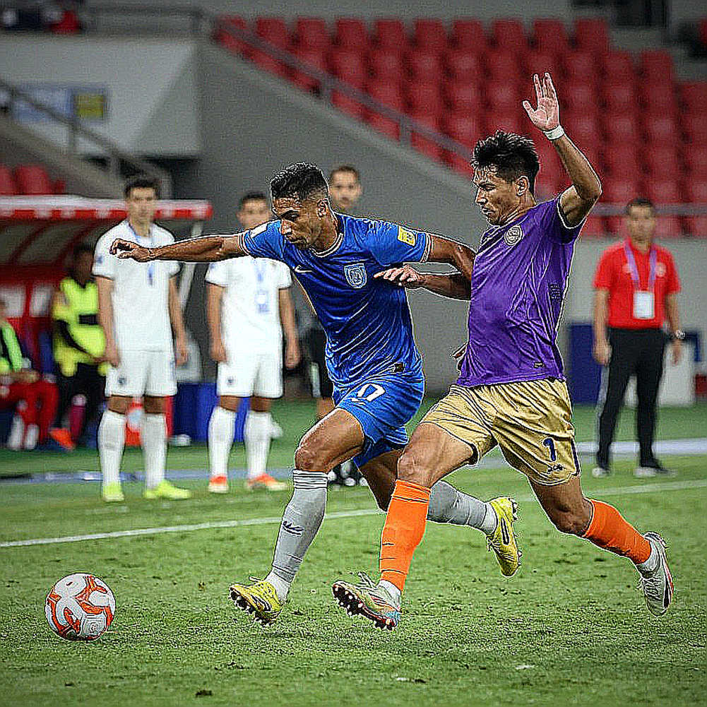 Vietnam U23 at the 2026 Asian Games: One Training Session, Three Waves of Arrivals and a Quarterfinal Mandate in Nagoya