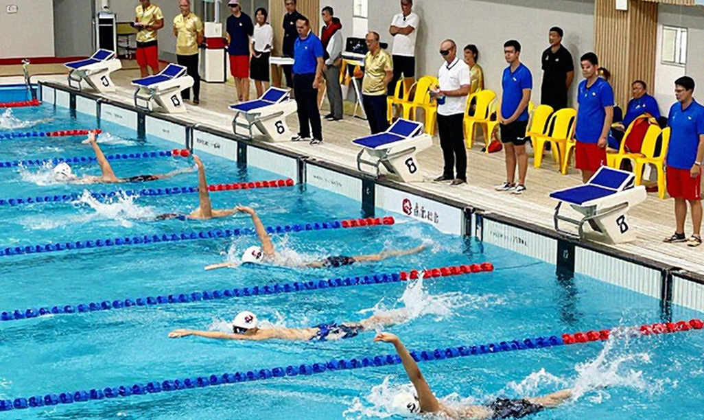 1:50.19 — Luke Barr và khoảng cách bốn giây không ai nhìn thấy