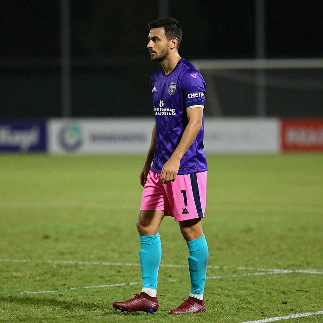 Al-Hilal lần thứ hai chạm trán ngai vàng lịch sử của Al-Ahli: Cú ngã 0-2 trước Neom và bài toán từ chấn thương Bounou